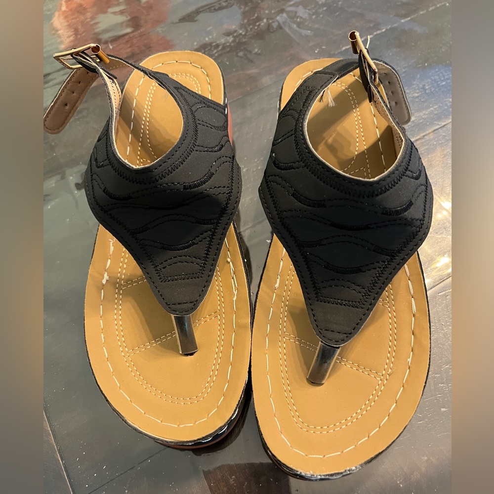 Women’s sandals